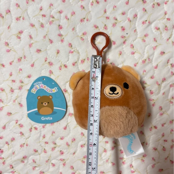 Greta Squishmallow Clip 3.5" BNWT - Picture 2 of 2